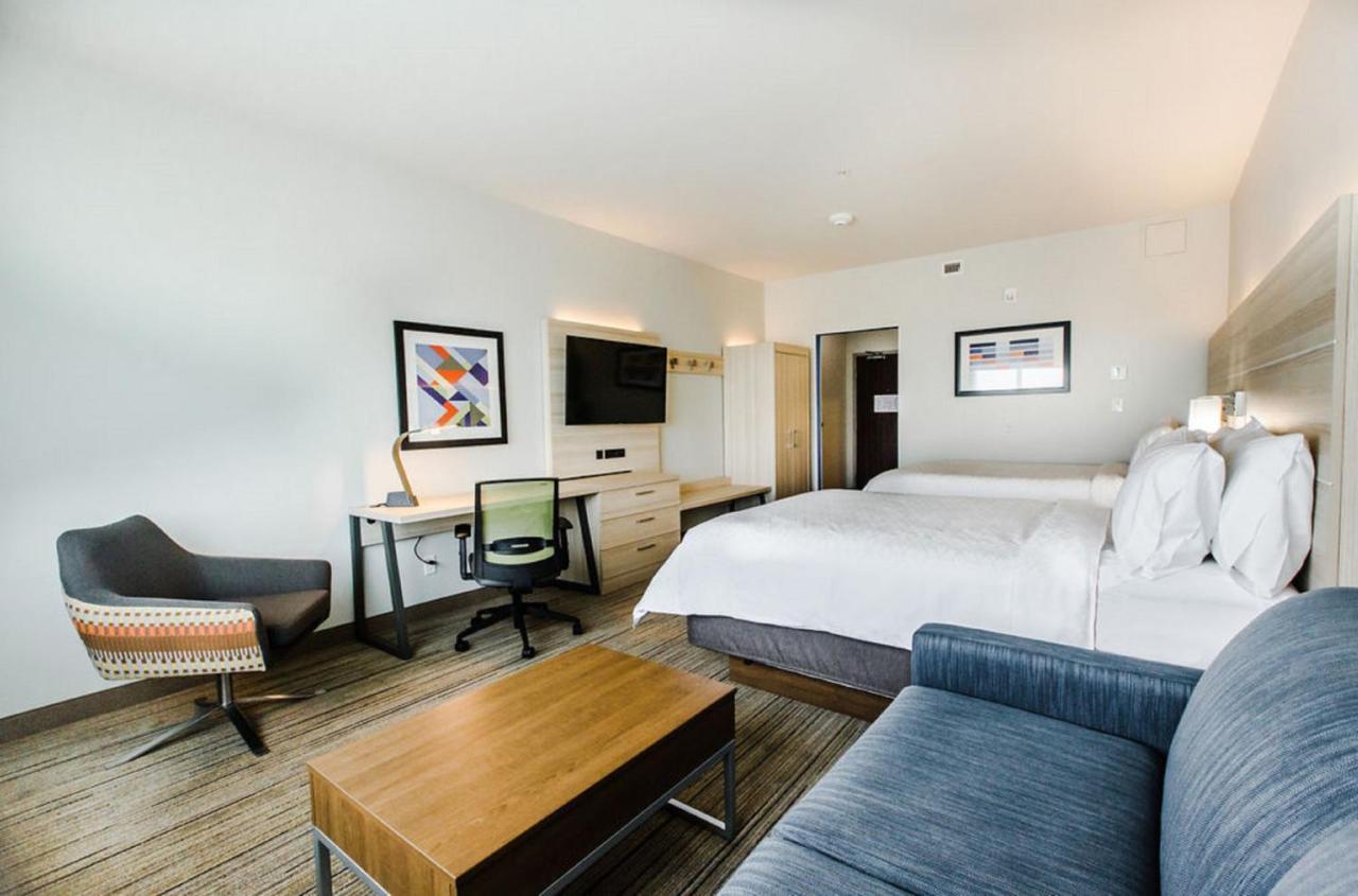 Holiday Inn Express & Suites Edmonton N - St Albert By Ihg Saint Albert Екстер'єр фото