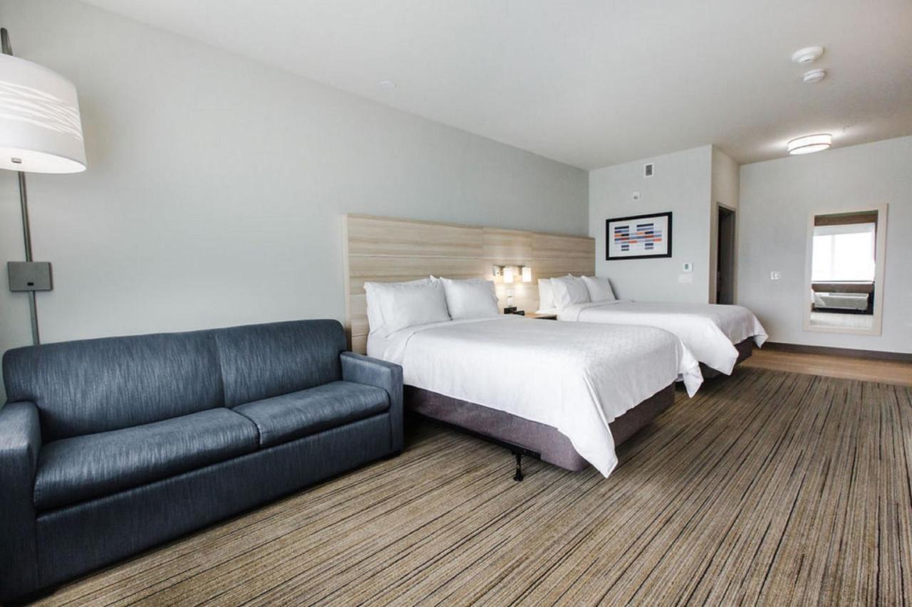 Holiday Inn Express & Suites Edmonton N - St Albert By Ihg Saint Albert Екстер'єр фото