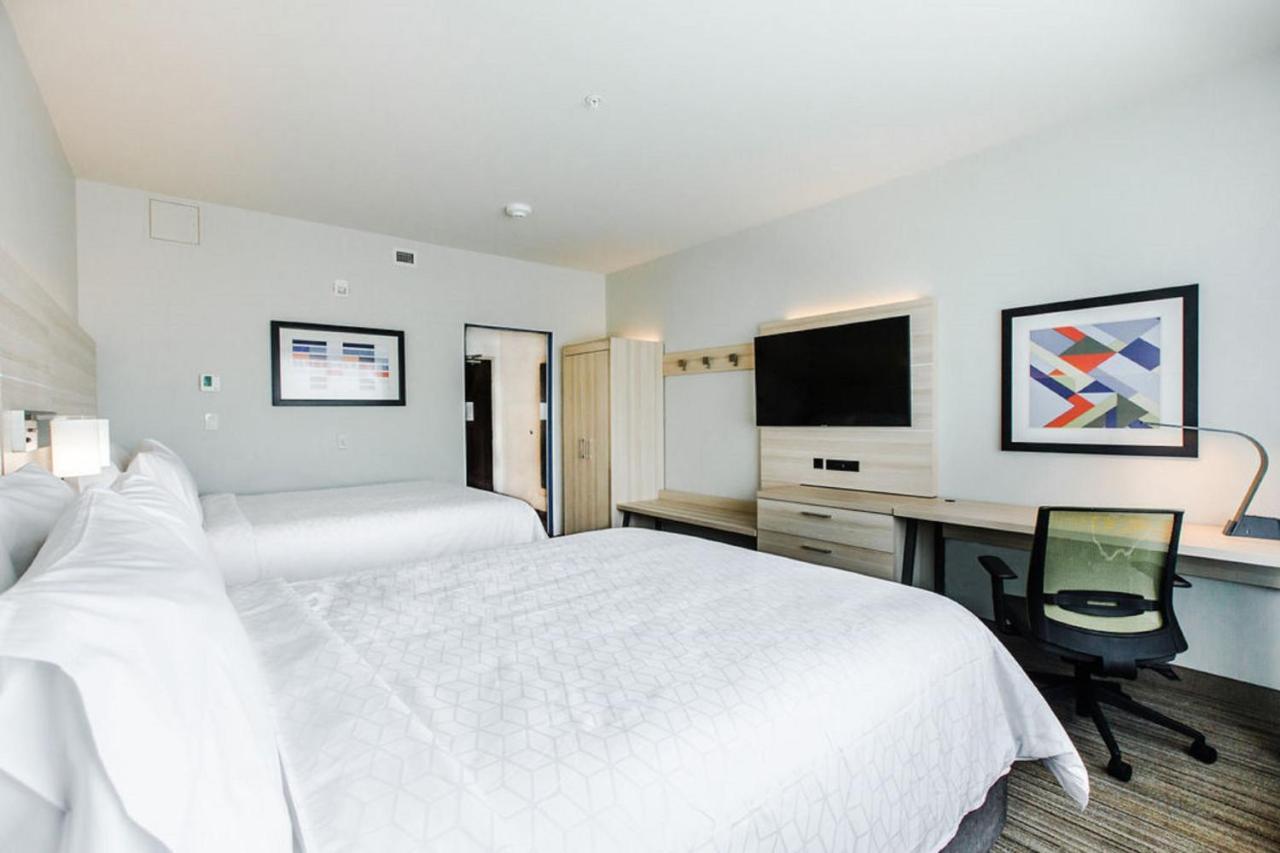 Holiday Inn Express & Suites Edmonton N - St Albert By Ihg Saint Albert Екстер'єр фото