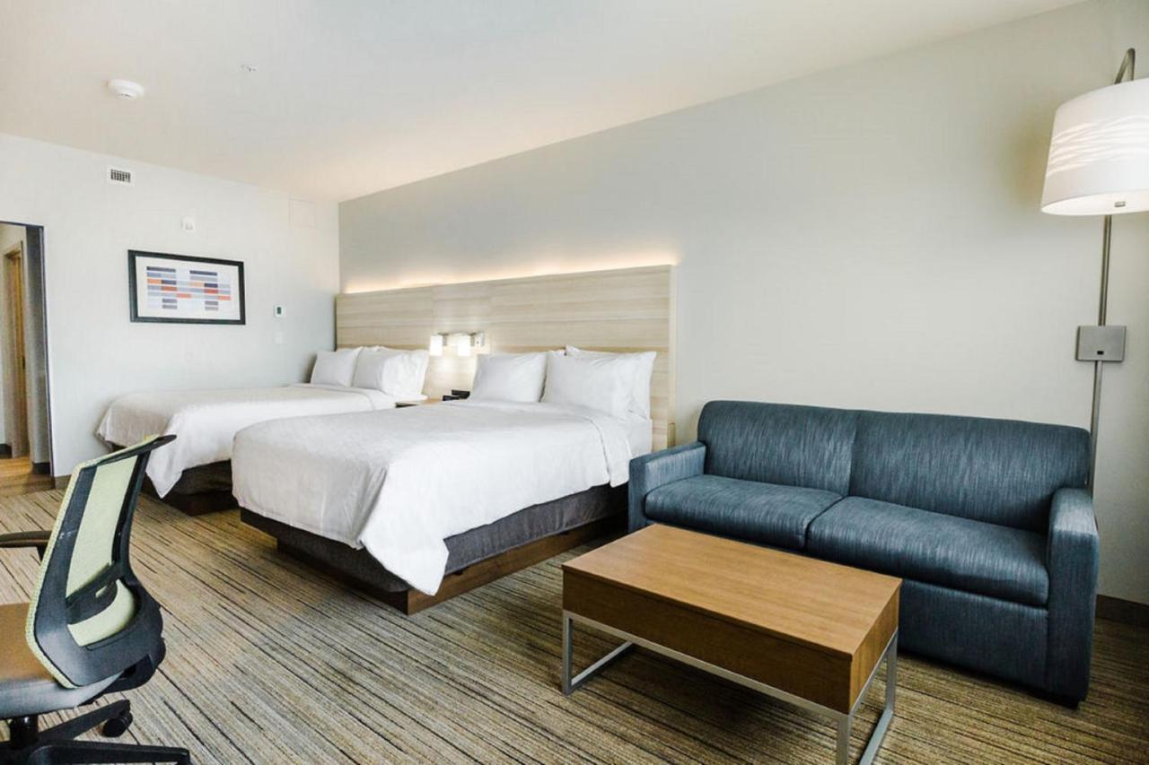 Holiday Inn Express & Suites Edmonton N - St Albert By Ihg Saint Albert Екстер'єр фото