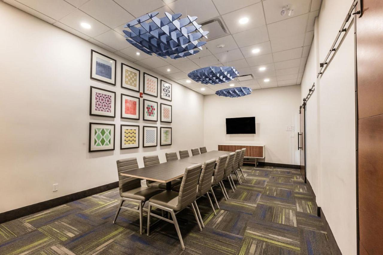 Holiday Inn Express & Suites Edmonton N - St Albert By Ihg Saint Albert Екстер'єр фото